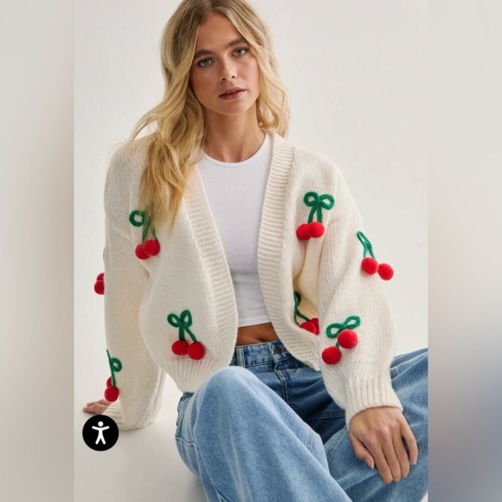 Luna Ivy Cherry Cardigan Women’s Size Small White Knit Cherry Appliqué Sweater
